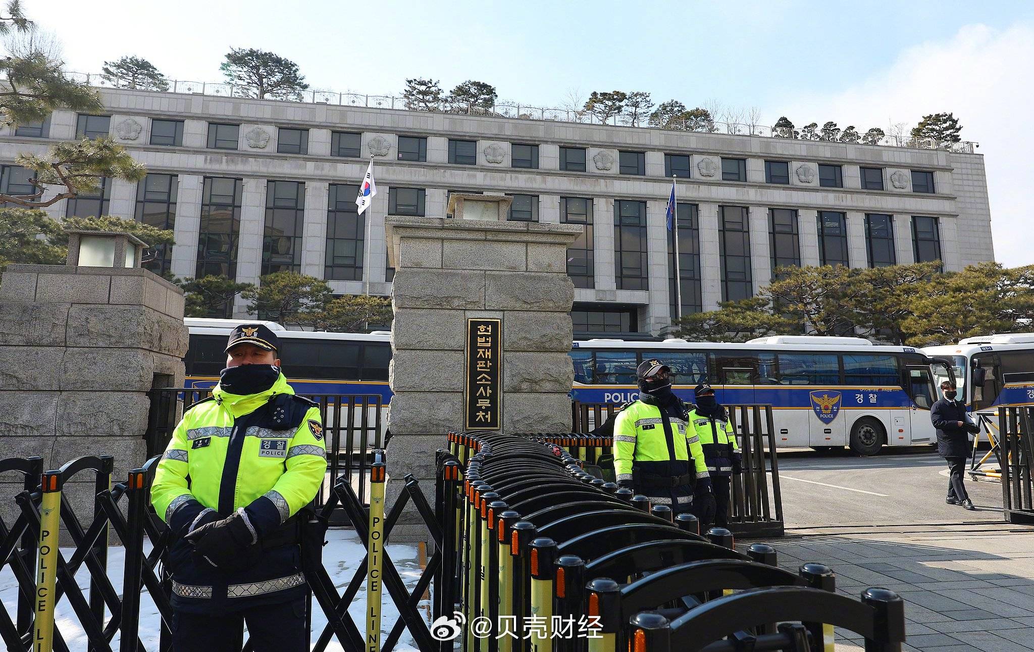 尹锡悦出席弹劾案庭审第九场公开辩论 将出示书面证据