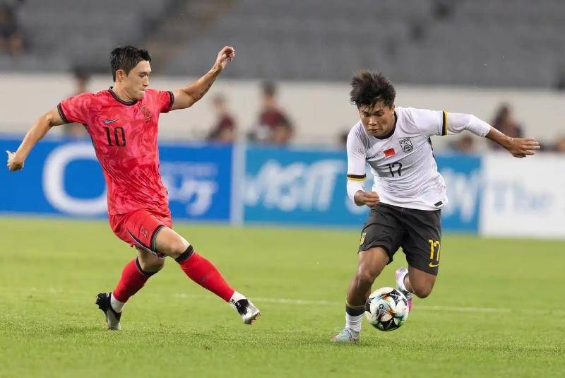 0:3负于韩国 “新国足”亮相即惨败