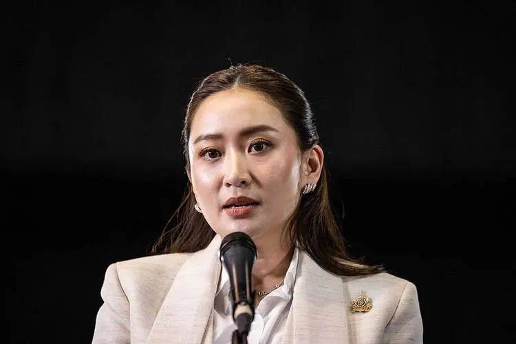 王毅跟泰柬打开天窗说亮话,洪森和他信还不收手,得罪的不止中国了