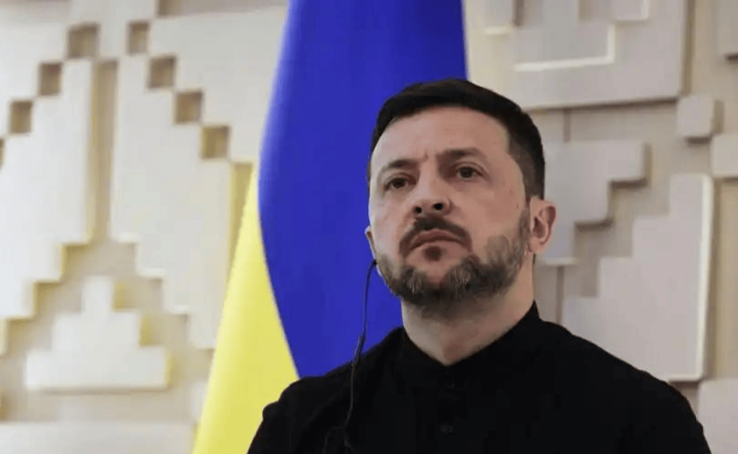 俄突击队攻入红军城,10万乌克兰武装调转枪口,准备向基辅进军?