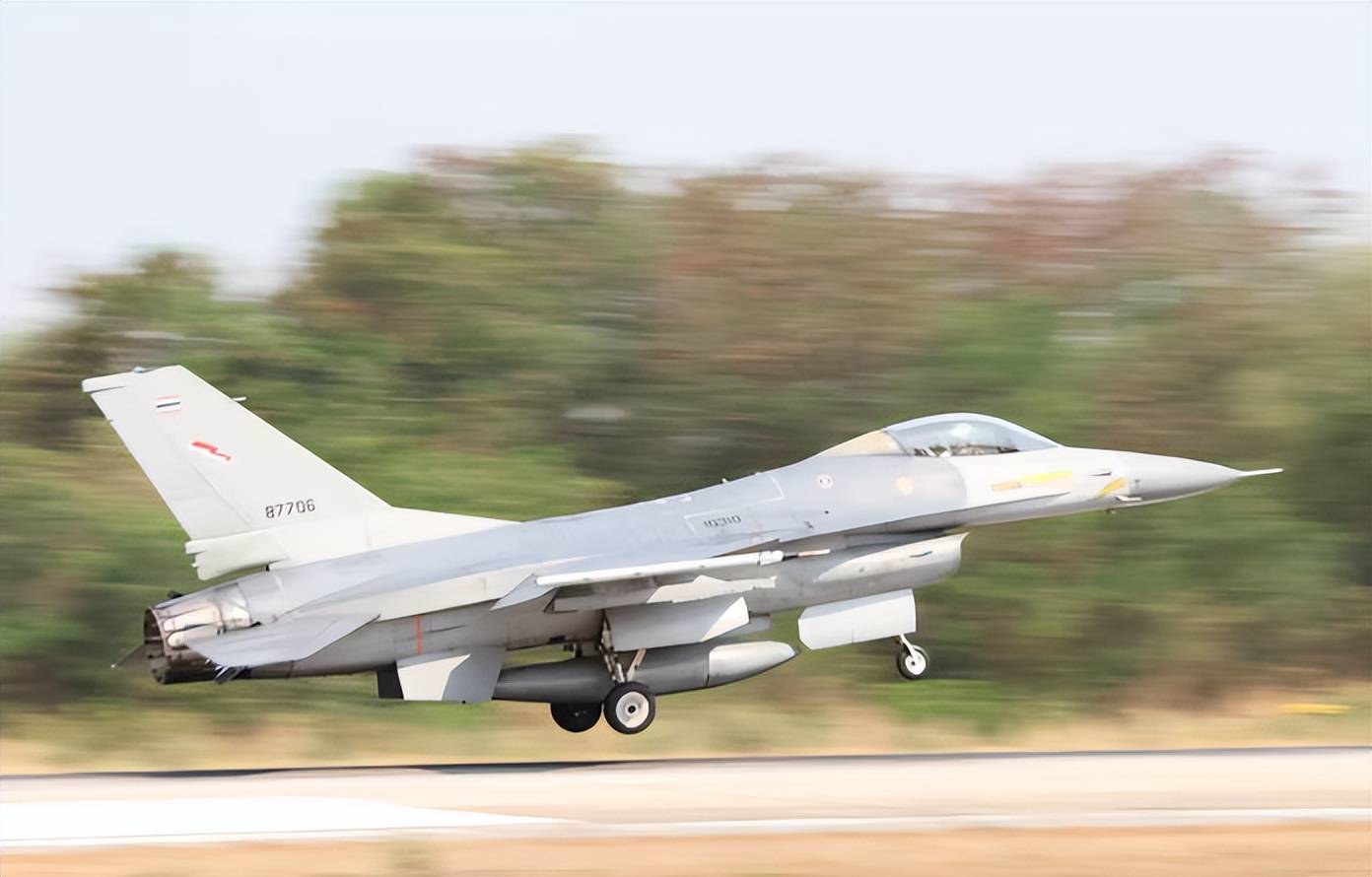 泰国柬埔寨冲突升级，佩通坦公开表示“会回来”