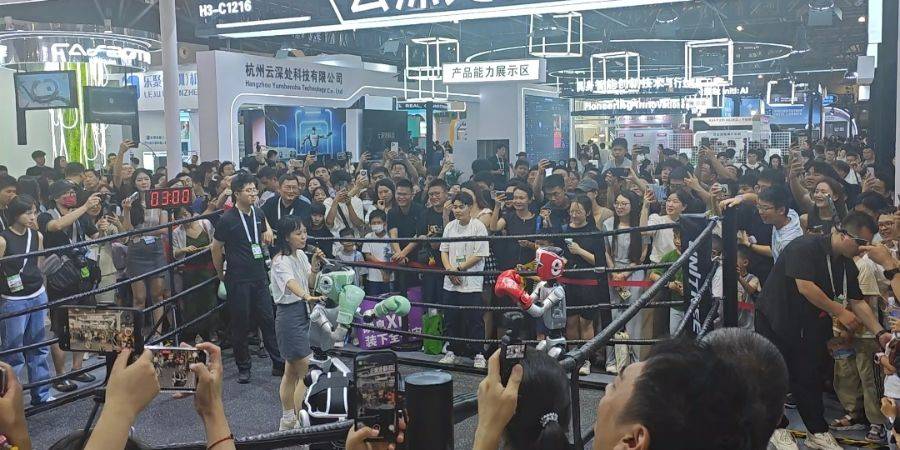 宇树科技王兴兴：目前大模型生成编程对女性程序员更友好