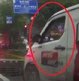 杭州警方通报：4名伤者均为女性