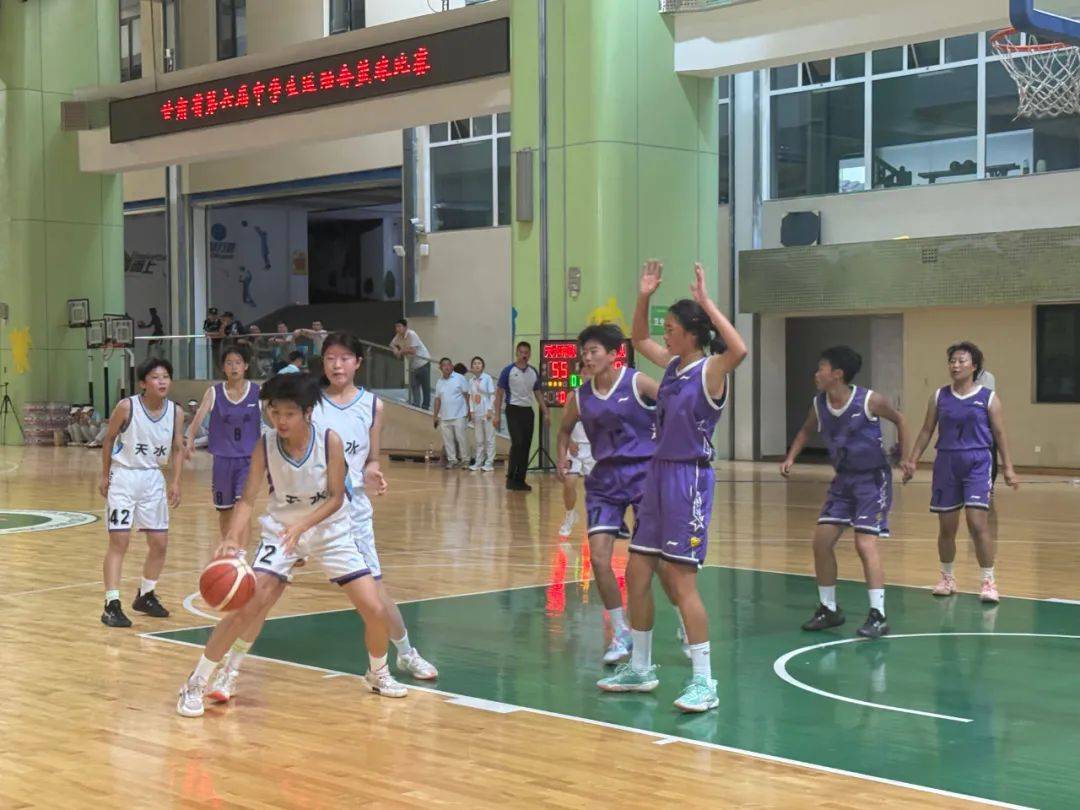 省中运会篮球赛兰州男女队挺进四强