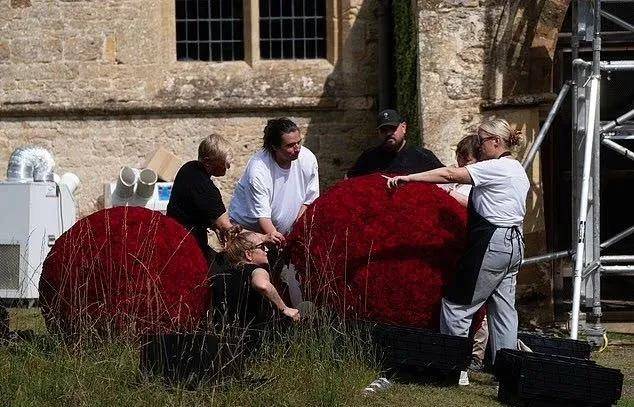 乔布斯27岁小女儿花半亿嫁马术奥运冠军,当模特合作LV,与谷爱凌是闺蜜