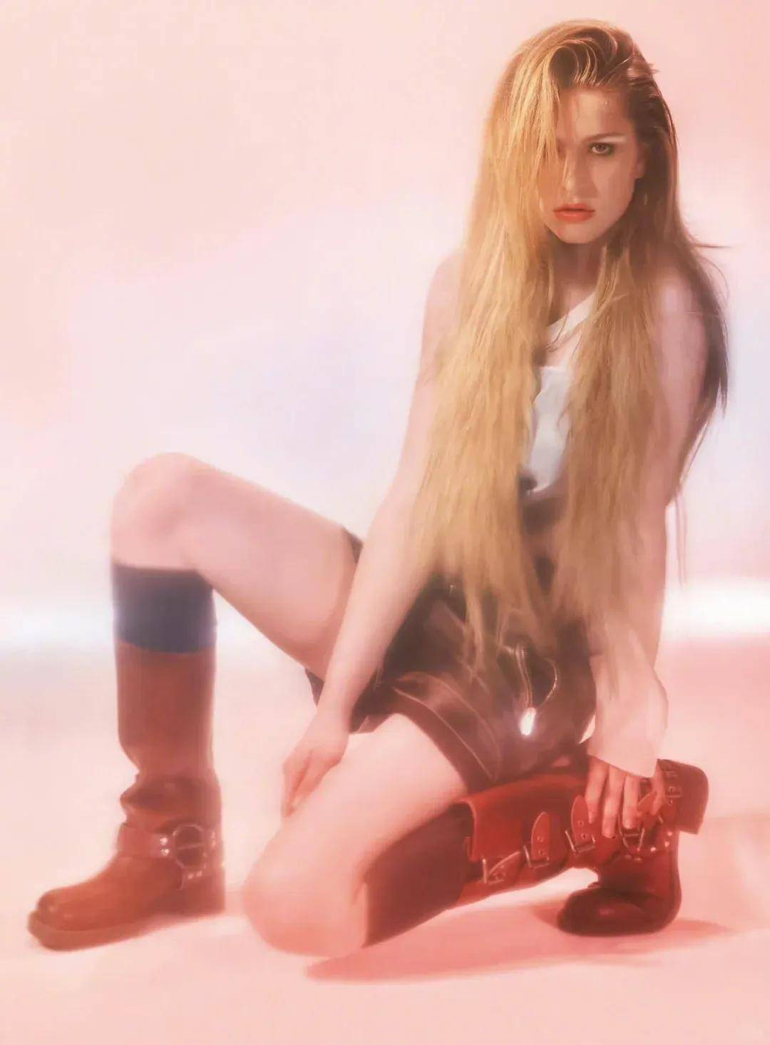 乔布斯27岁小女儿花半亿嫁马术奥运冠军,当模特合作LV,与谷爱凌是闺蜜