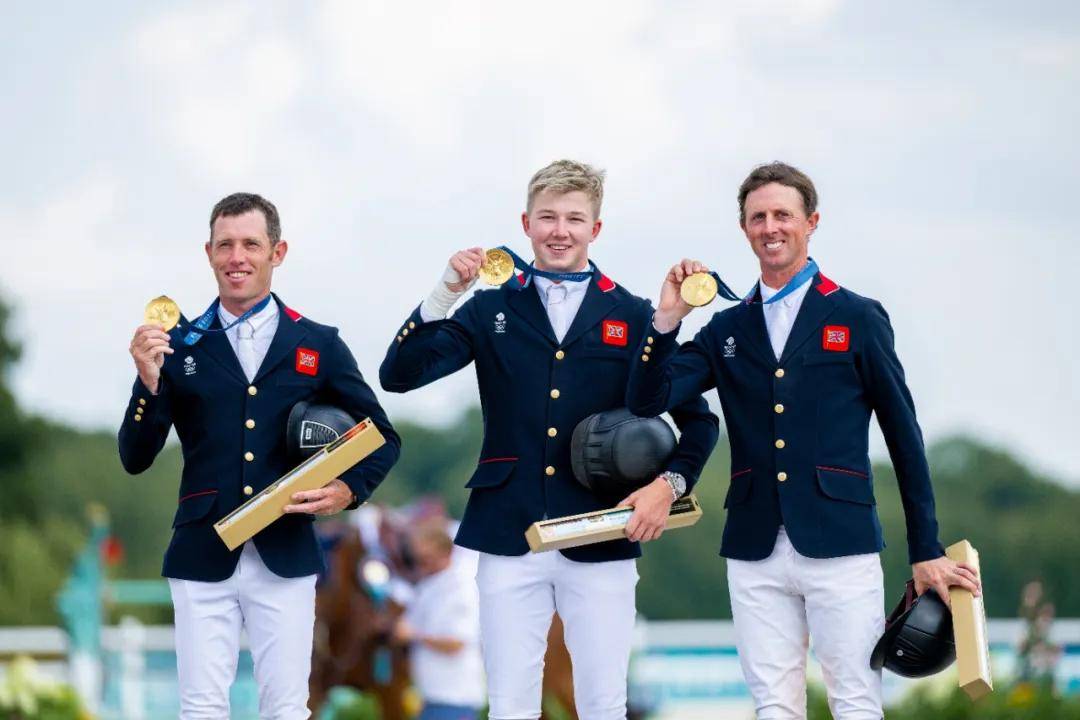 乔布斯27岁小女儿花半亿嫁马术奥运冠军,当模特合作LV,与谷爱凌是闺蜜