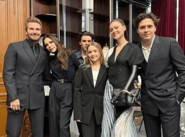 全家开撕！贝克汉姆小儿子发布尖锐言论，三儿子已互相取消关注