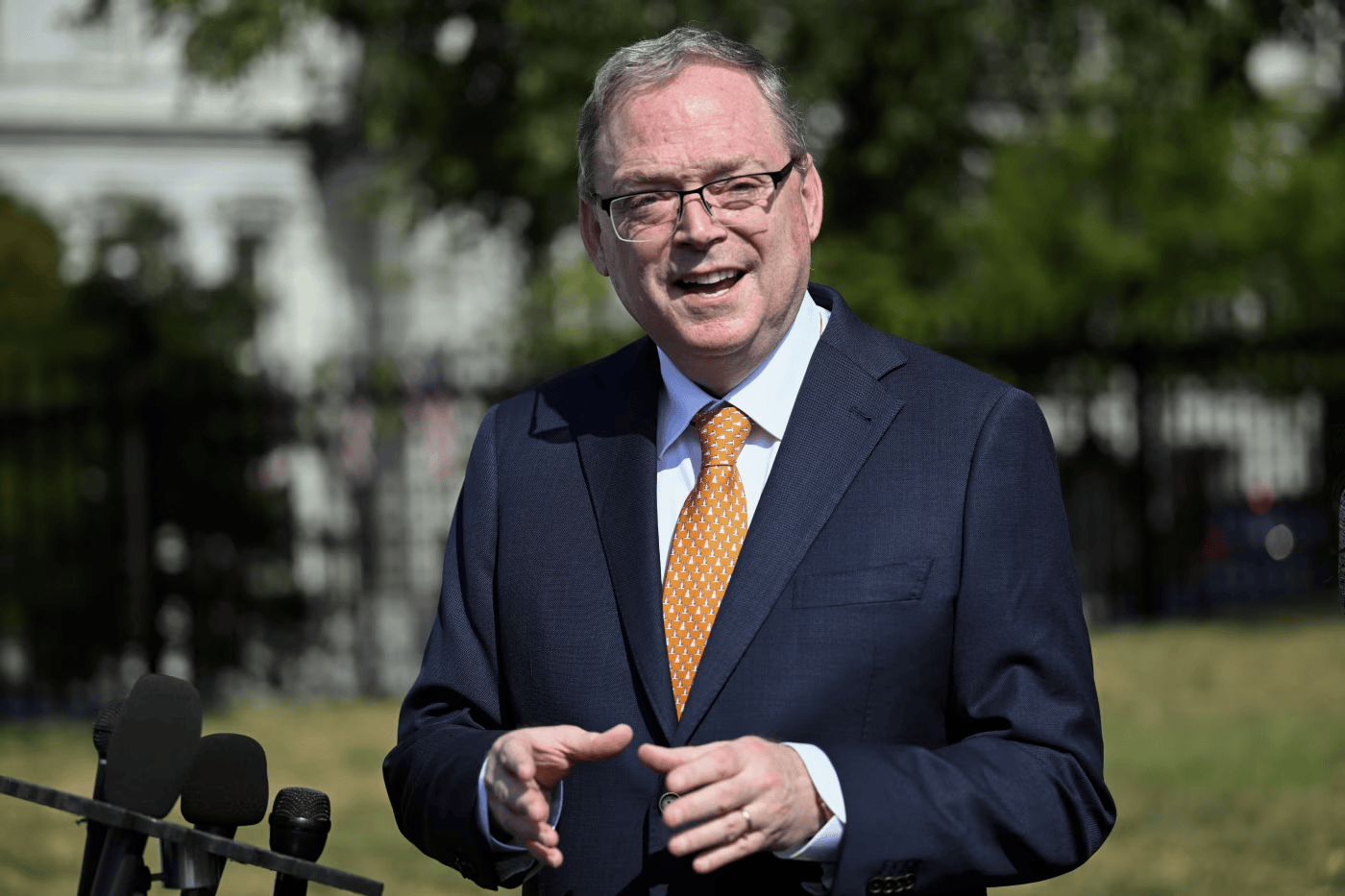 不满就业数据 特朗普想让“自己人”接手负责