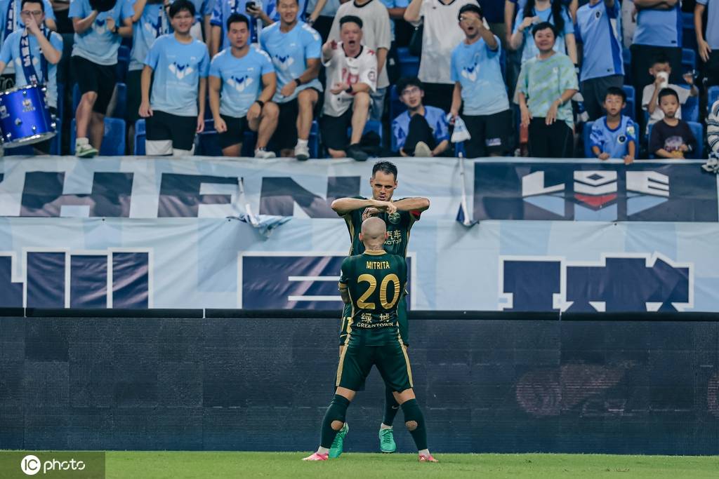 中超-韦斯利3轮5球卡列洛双响 深圳补时丢两球2-4浙江