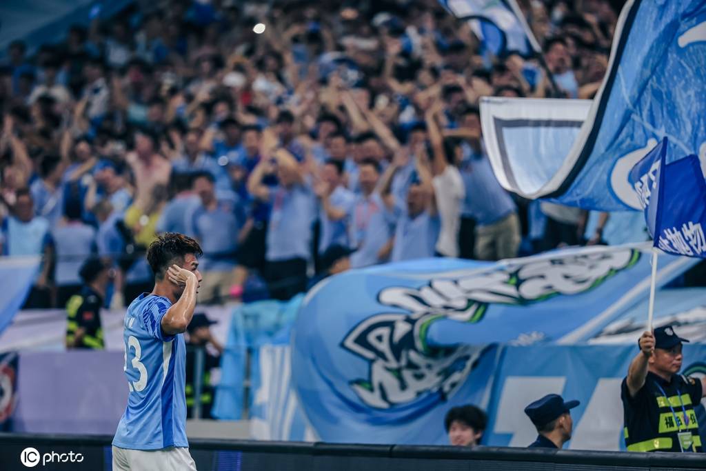 中超-韦斯利3轮5球卡列洛双响 深圳补时丢两球2-4浙江