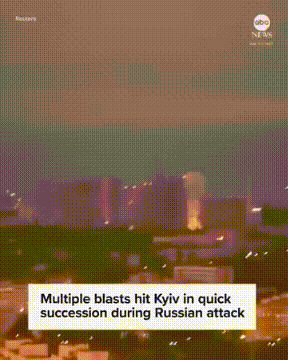 13发13中！乌军战略机场剧烈爆炸，炸出小太阳，美国这次损失大了