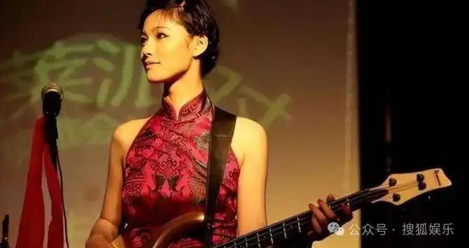 从爆红到突然消失好几年,再出现已经胖到大家不敢认了?