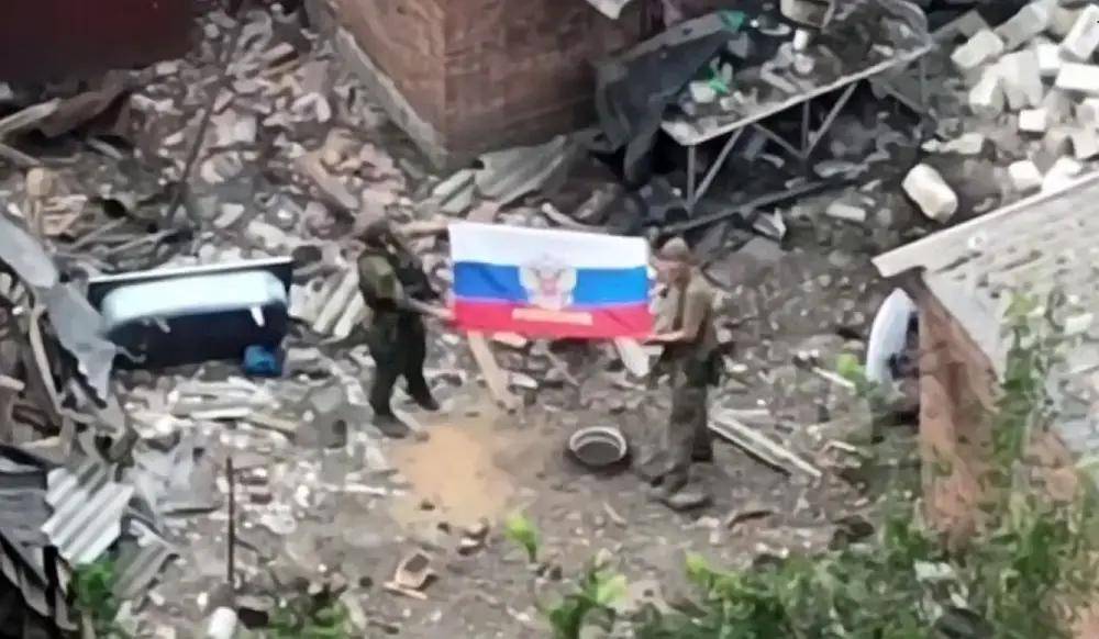 决战打响，乌克兰被爆逃兵40万，泽连斯基豪赌失败，大结局来了？