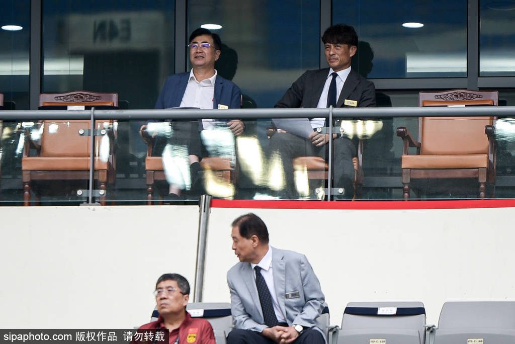 浙江队将上诉程进红牌，国安比赛背后的裁判争议与战术解析