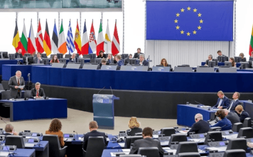 中方反制欧盟,不准银行与中企交易,冯德莱恩赌输,遭内部批评