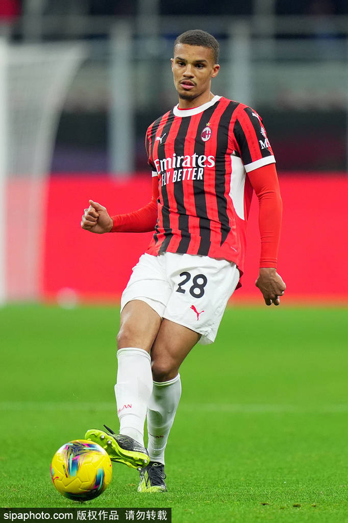 米兰转会市场：弗拉霍维奇拒绝谈判的背后真相