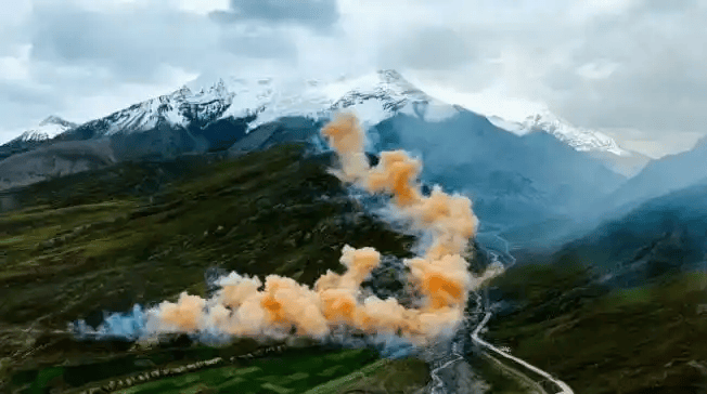 蔡国强烟花秀玩“炸”了，我们究竟需要怎样的“生态艺术”？