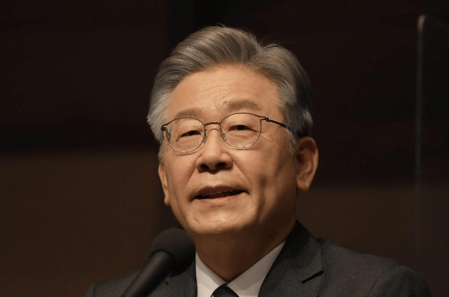 韩国果然不靠谱，李在明对中国摊牌：不想看到中俄朝走近，可能跟美日合作进行回应