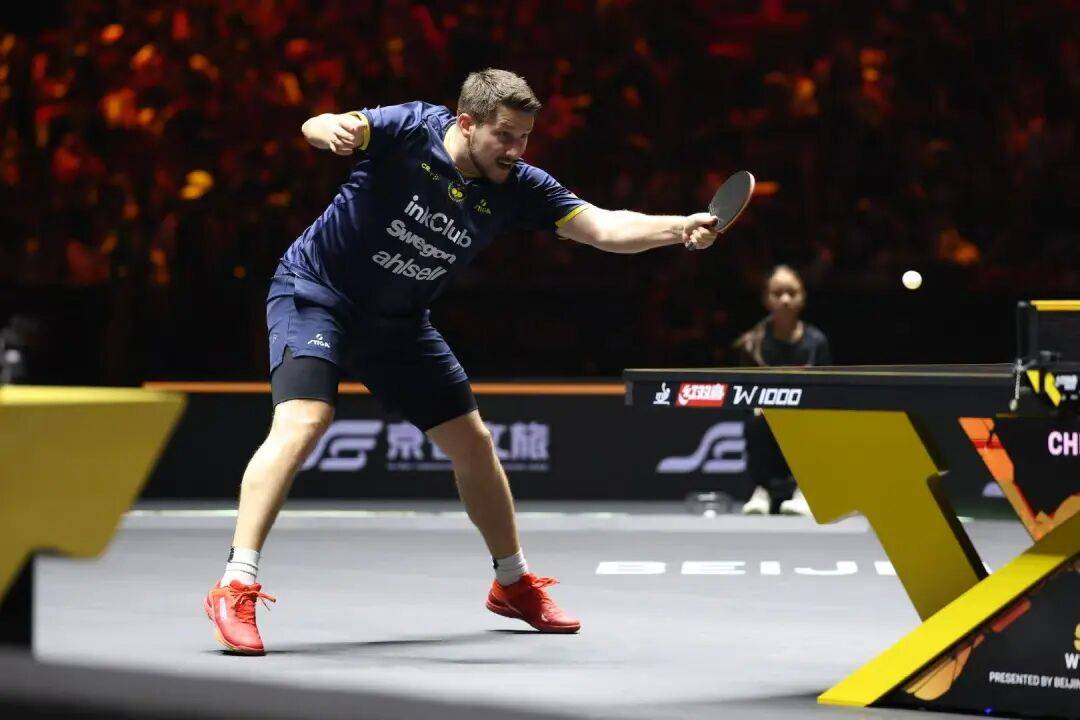 王艺迪完胜桥本,向鹏挺进8强 | WTT中国大满贯单打