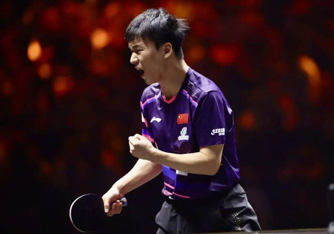 王艺迪完胜桥本,向鹏挺进8强 | WTT中国大满贯单打