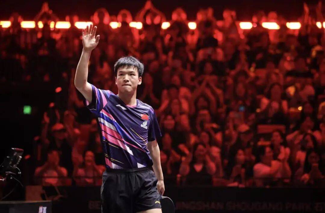 王艺迪完胜桥本,向鹏挺进8强 | WTT中国大满贯单打