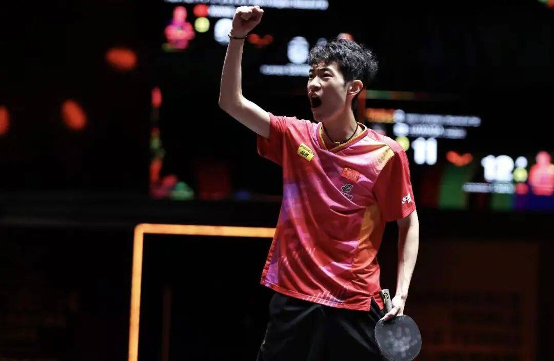 王艺迪完胜桥本,向鹏挺进8强 | WTT中国大满贯单打