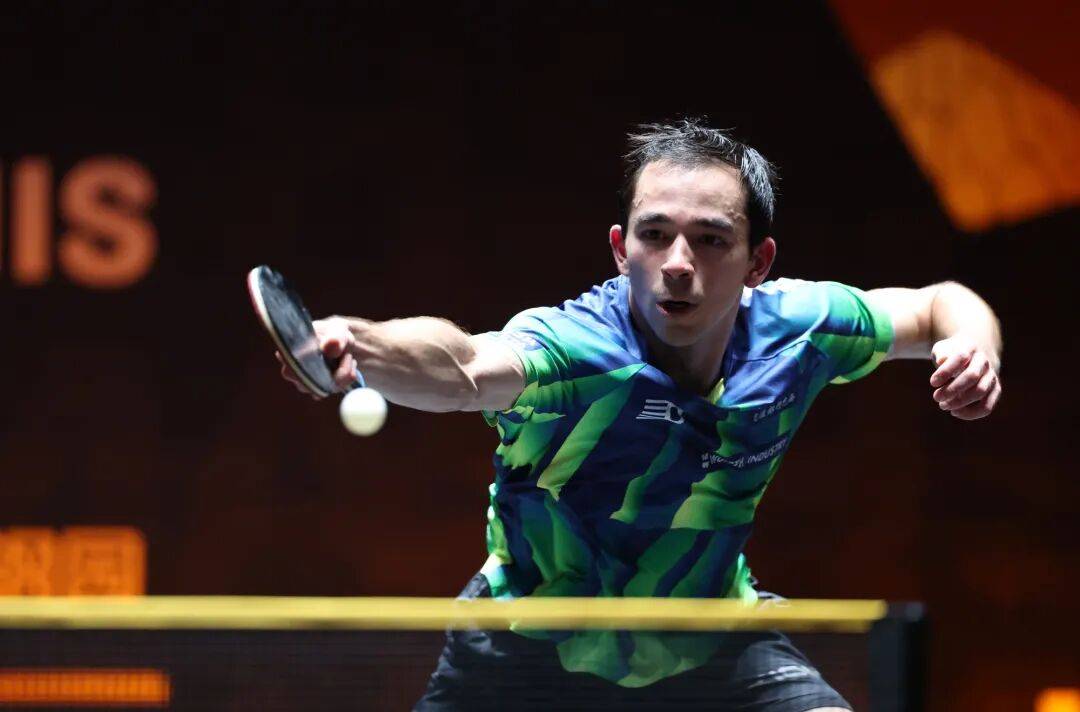 王艺迪完胜桥本,向鹏挺进8强 | WTT中国大满贯单打