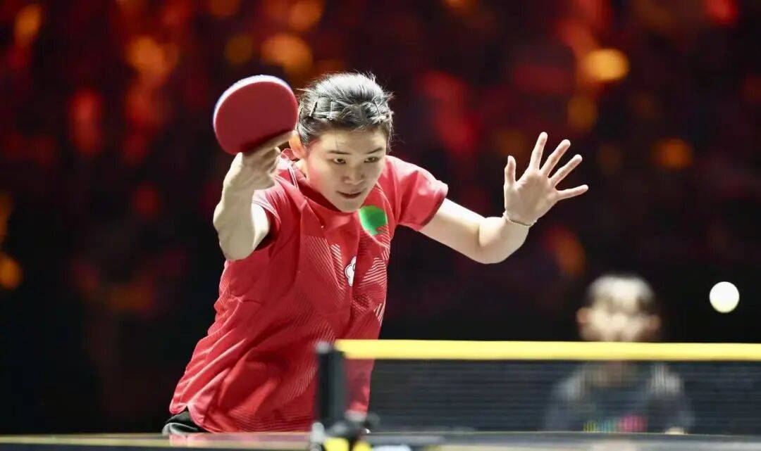 王艺迪完胜桥本,向鹏挺进8强 | WTT中国大满贯单打