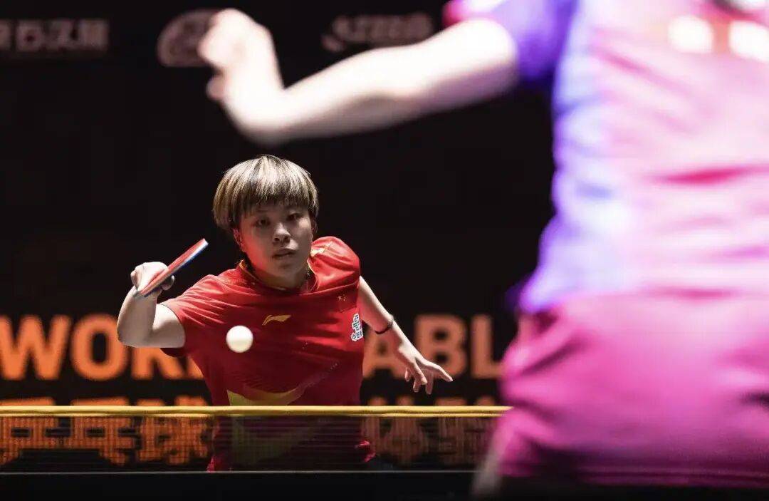 王艺迪完胜桥本,向鹏挺进8强 | WTT中国大满贯单打