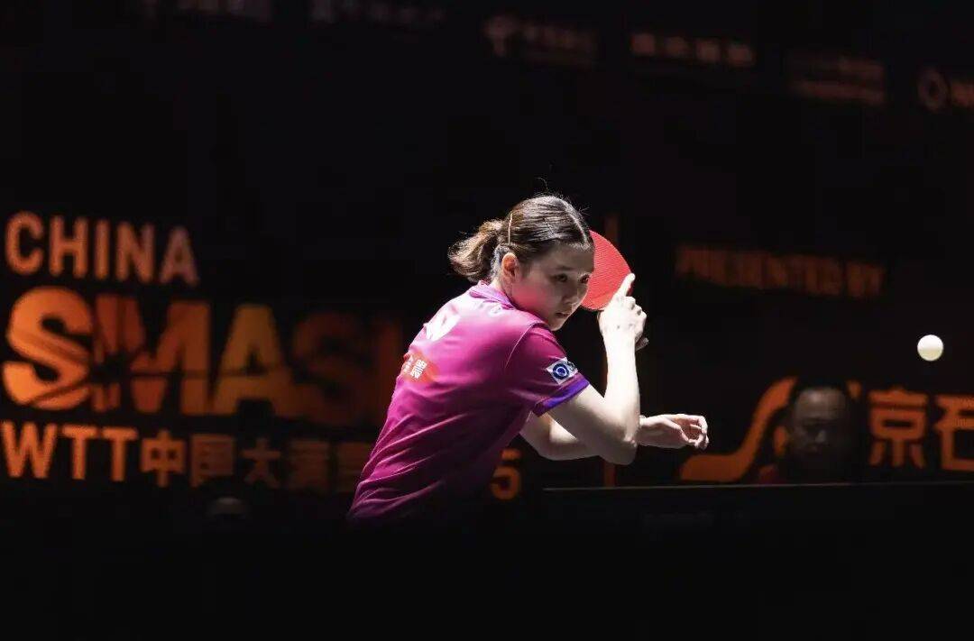 王艺迪完胜桥本,向鹏挺进8强 | WTT中国大满贯单打