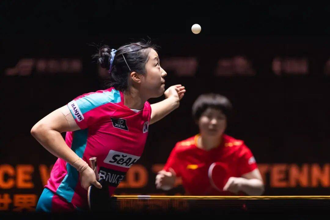 王艺迪完胜桥本,向鹏挺进8强 | WTT中国大满贯单打