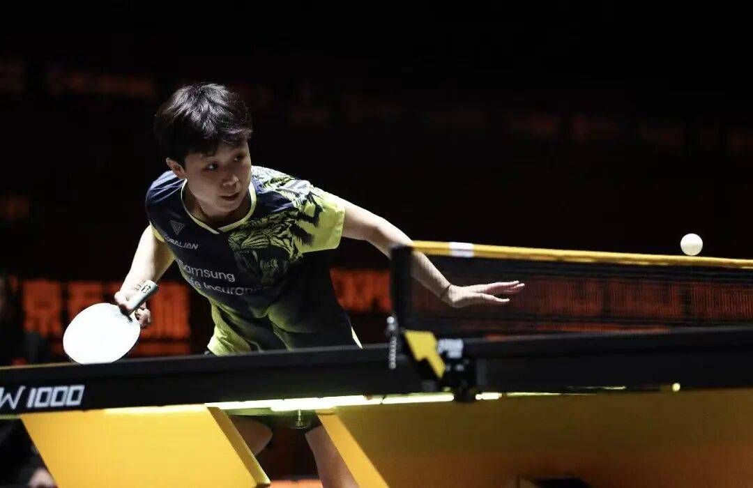 王艺迪完胜桥本,向鹏挺进8强 | WTT中国大满贯单打