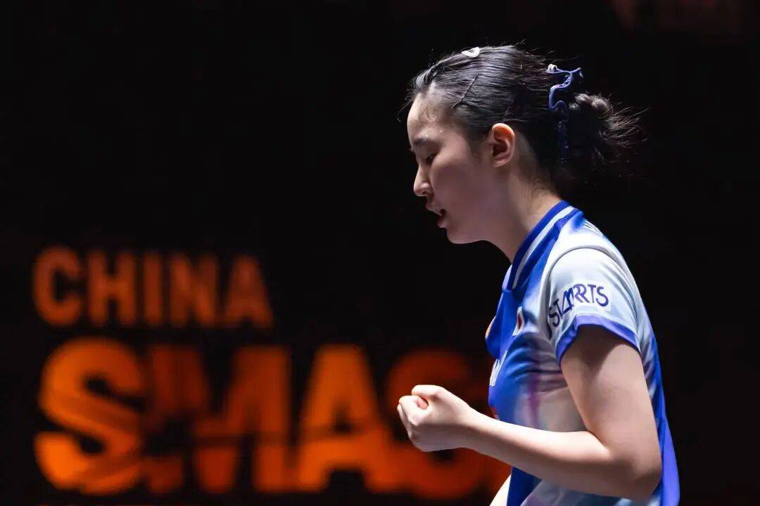 王艺迪完胜桥本,向鹏挺进8强 | WTT中国大满贯单打