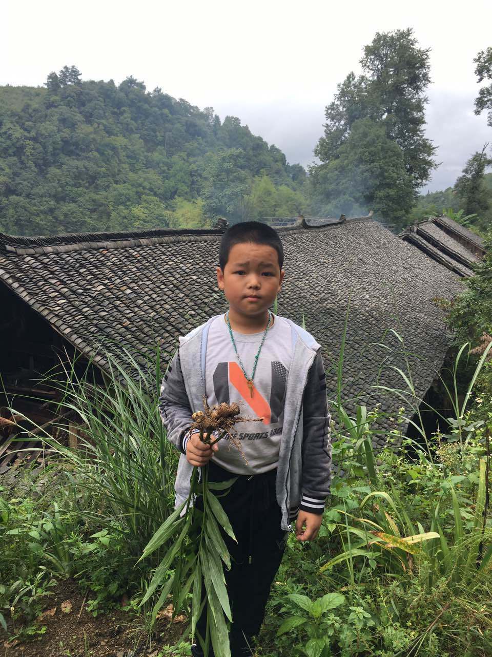 那个让老师骄傲的“调皮”班级!30年同学聚会,还伴有一封来自贵州的感谢信