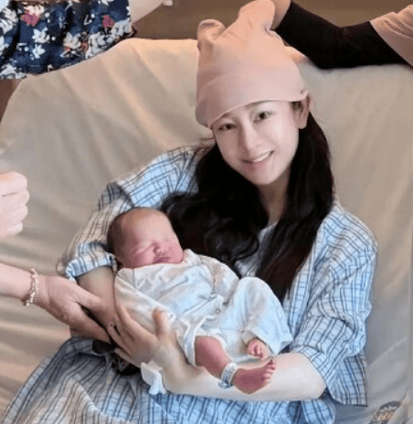 张檬回应晚上不带孩子：患上妊娠高血压，医生禁止自己熬夜