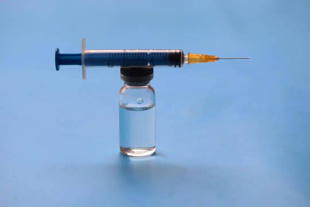 一针超百万元！“天价抗癌药”有望首次纳入商保，有药企结束价格协商后难掩喜色，称“谈得很顺利”；此前多年未拿到医保“门槛”券