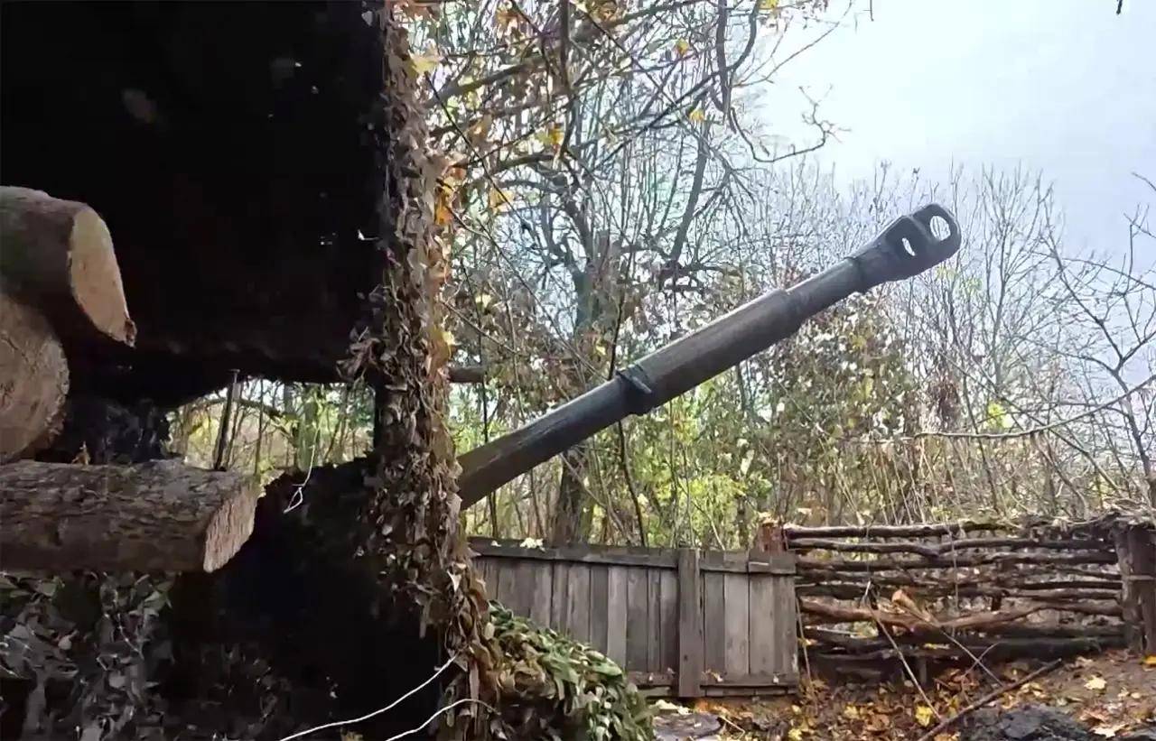 俄军夺取85%红军城,泽连斯基大势已去,俄媒:又开始寻找替罪羊