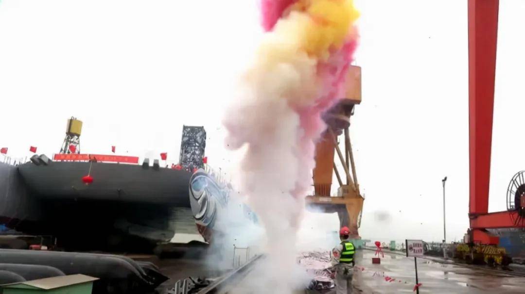 官泄!国产某无人机航母已悄悄服役!中国航母数量已不可查?